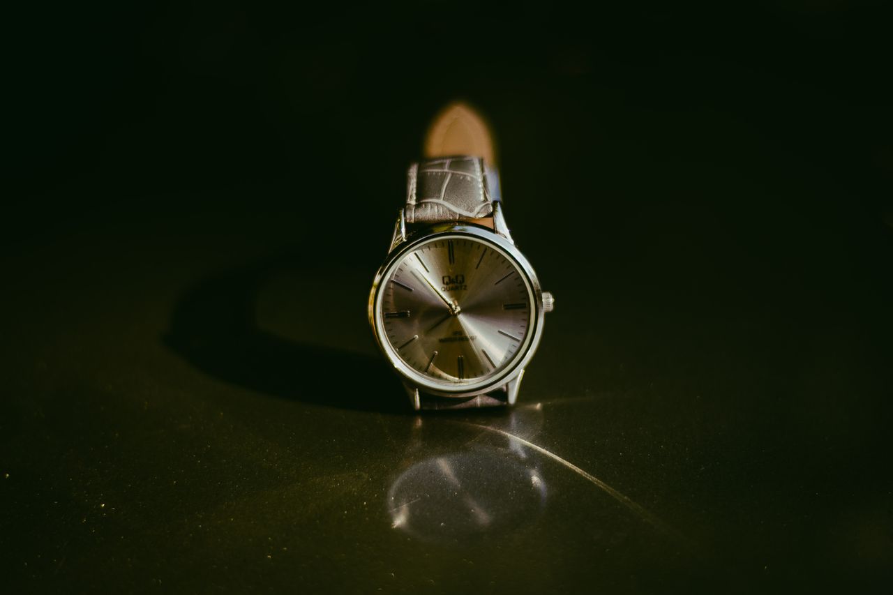 Selling a Luxury Watch: What Really Determines Its Value